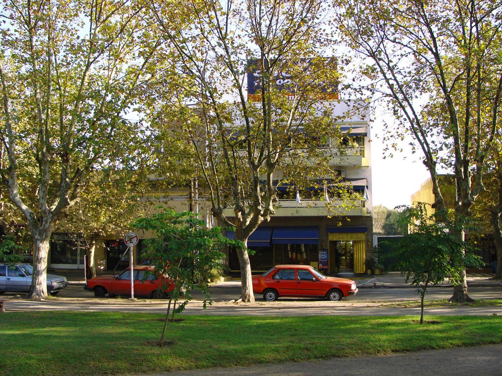 Hotel Aeropuerto Monte Grande Kültér fotó