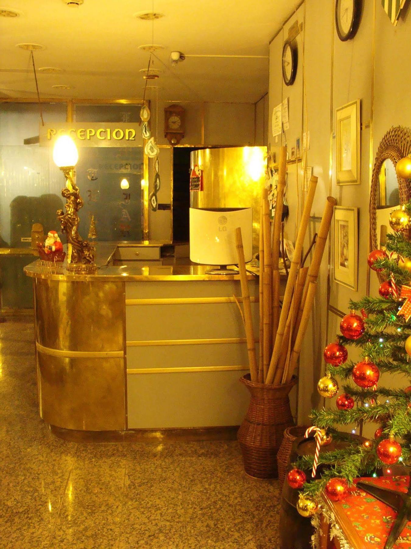 Hotel Aeropuerto Monte Grande Kültér fotó
